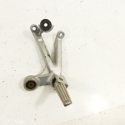 Suzuki gsx 750 srad footrest - suzuki, gsx-r