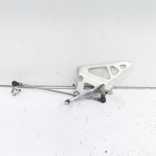 Suzuki gsx 750 footrest - 750,