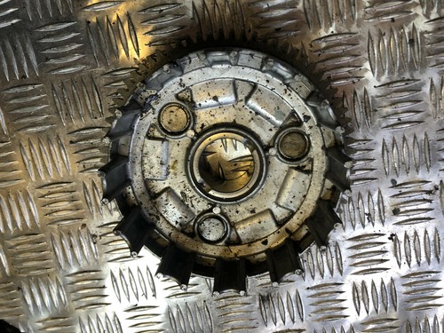 Suzuki gsxr750 clutch basket - suzuki,